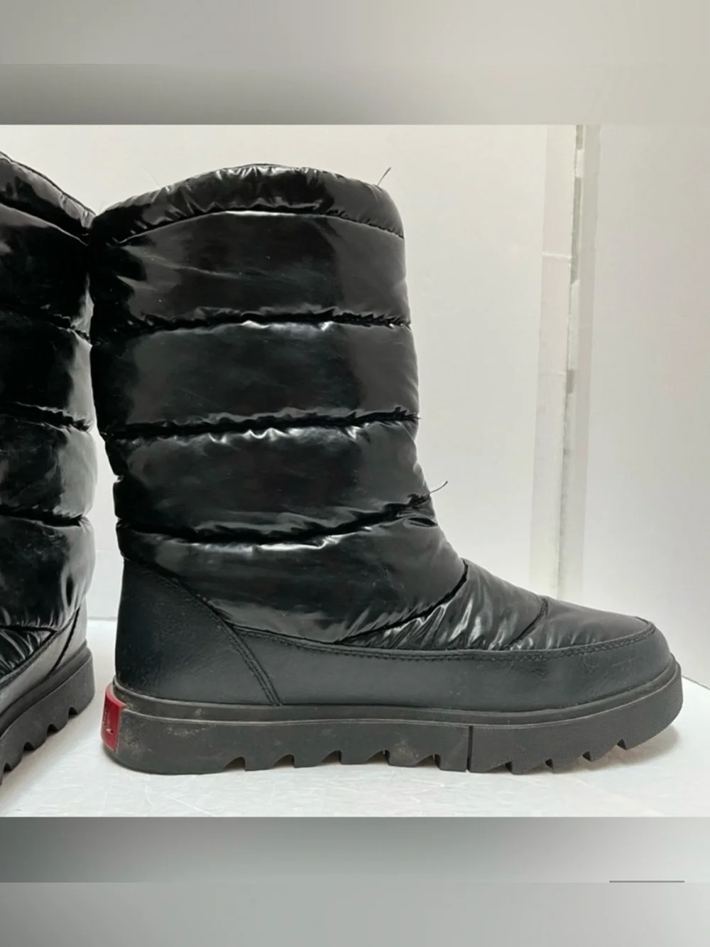 SOREL Joan of Arctic Next Lite Mid Puffy Winter Snow Boots Black Glossy 7.5